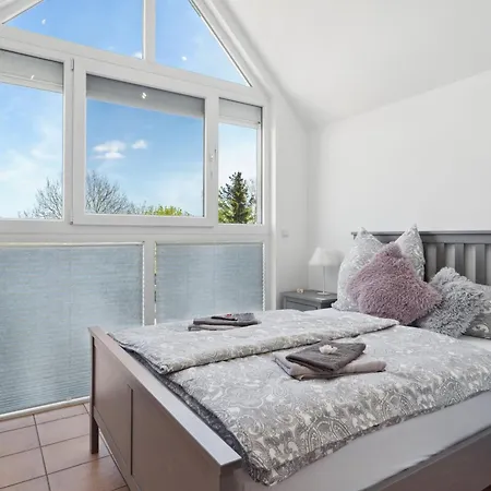 Wellness & Komfortferienwohnung Strandliebe Mit Sauna, Terrasse, Garten & Balkon, Bei Laboe * Lutterbek