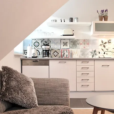 Wellness & Komfortferienwohnung Strandliebe Mit Sauna, Terrasse, Garten & Balkon, Bei Laboe *